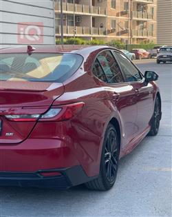 تۆیۆتا کامری